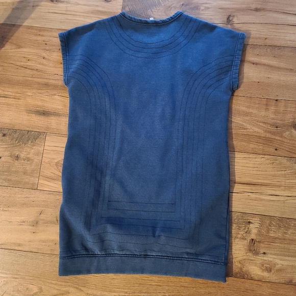 Tshirt Dress - Picture 2 of 4